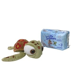 SQUIRT Finding Nemo Bundle Plush Sea Turtle Huggies Little Swimmers Size 3‎